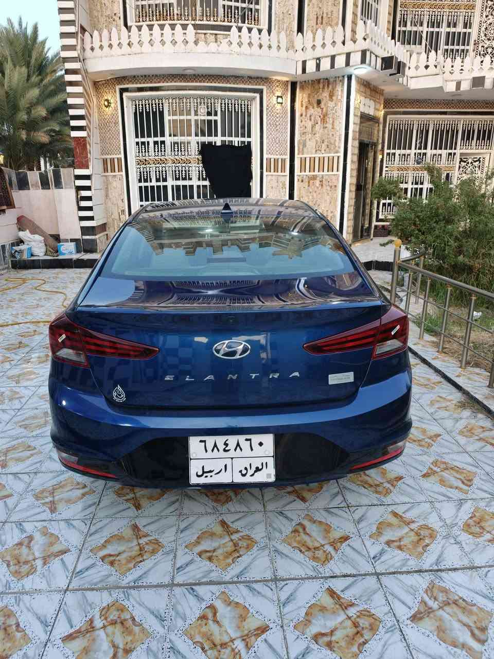 النترا2019وارد امريكي حاذث مرفق بلمنشور او بيه قطعتين كلير ايرياكات سليمه ماشيه 150مكينه2000دوش سنويه بعد شهرين او تصقط تحويل وكاله مضمون سياره جديده او احله من الصوره
 كير مكينه حداديه تخم تاير تبريد كله بشرط السعر98هاتف***********

