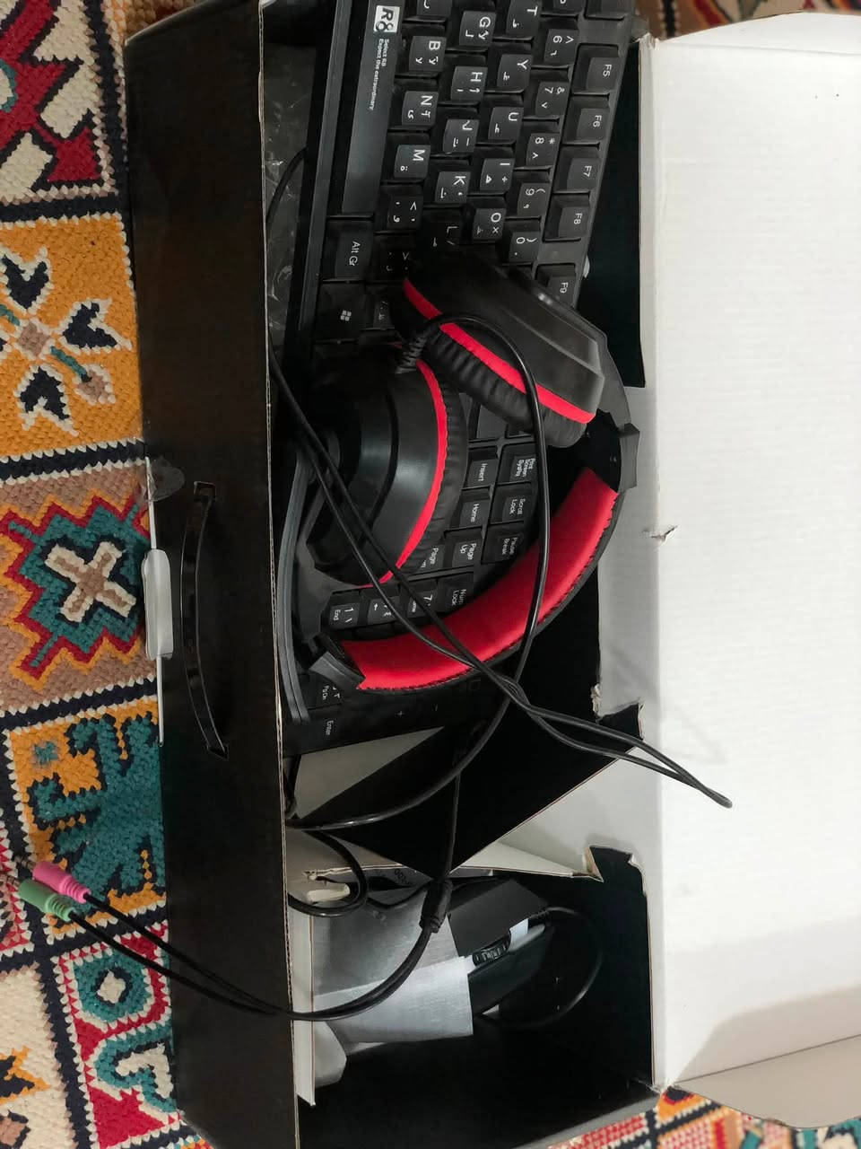 السلام عليكم
كيس للبيع سعر 140 الف وبيه مجال
مواصفات
i5 جيل الثالث
كرت gtx 960 
رامات 8gb
بورسبلاي 750 واط
هارد 500gb
نظيفه مع ملحقات ماوس وماوس باد وسماعه وكيبورد كيمنك
رقمي ***********
مكاني ميسان
