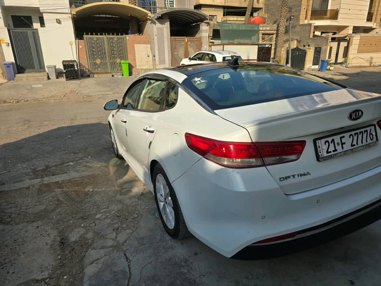 سلام عليكم كيا اوبتما موديل ٢٠١٧ EX
امريكي حادثها جاملغ وبنيد بدون دواخل بدون ايرباك السياره ع وضع الشركه زيرو ماشيه ٢٤ الف 
السياره فول الفول اعلى مواصفات
بنوراما 
كشنات جلد كشنات تدفئه تبريد وكهرباء وخزن ميموري 
اشاير مري مري شفط 
ترحيب 
شاشه جبيره كار بلي 
تحكم فول 
كامره دواره 
حساسات 
رادارات ونقطه عمياء 
وبعد بيها اهواي مواصفات 
اعلى مواصفات 
السياره رقم سليمانيه ب اسمي اتريد وكاله اتريد تحويل اني حاضر 
السياره جديده كلش كلها ع وضع الشركه 
السعر ١٣٥ وبيها مجال بسيط 
مكاني بغداد 
***********
غير متواجد ع فيس
