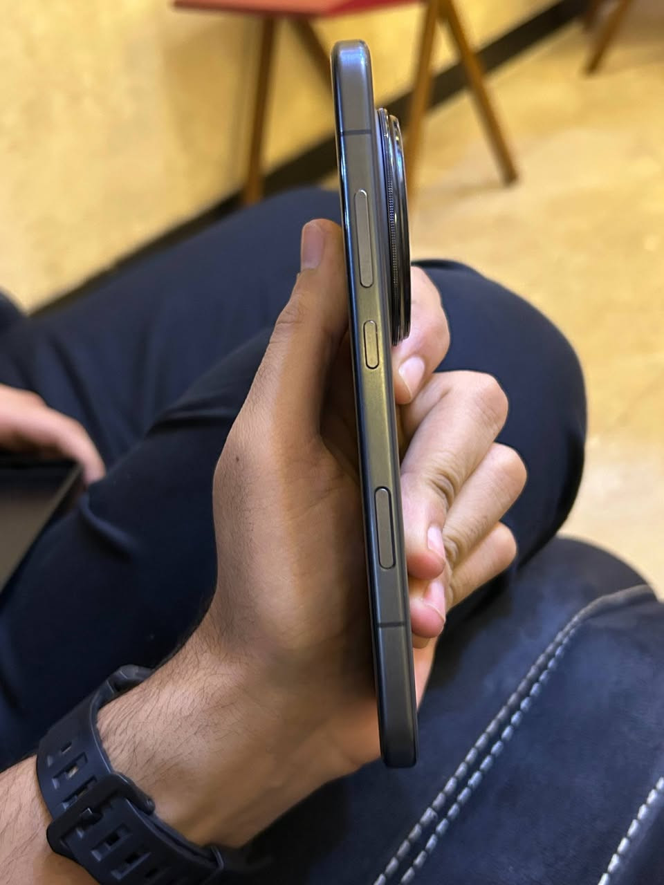 سلام عليكم honer magic 8 pro نسخة (512) النسخة العالمية.
مثل ماتشوفون بالصورة امامكم النظافة بعده بالضمان بعدلة بعدلة5اشهر الجهاز ويا كارتونة كاملة حتى النايلون ولزقة الضمان والشاحنه وكفرين اصليات من الشركة وكفر منstr بيه درع بالكامرة والجهاز تاخذه كبل تشحنه وتستخدمه حتى لزقه كامرة خال ويه الدرع ولزقة شاشة هاي المحتويات الي وياه فقط السعر1250قفل للتواصل (***********) المكان بغداد حي الجامعة او مايقاربها ولايوجد توصيل لأي مكان. وشكرا.
