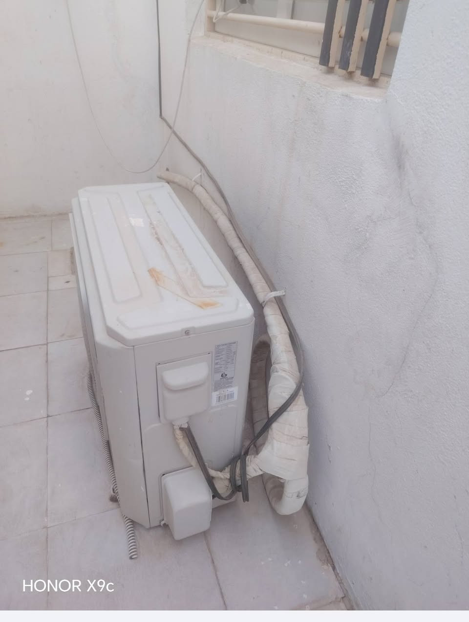 السلام عليكم سبلت للبيع اخو الجديد 2 طن كنتوري العنوان خلف كلية الآداب نزلة السكلة ولمعرفة تفاصيل أكثر الاتصال على الرقم ***********

