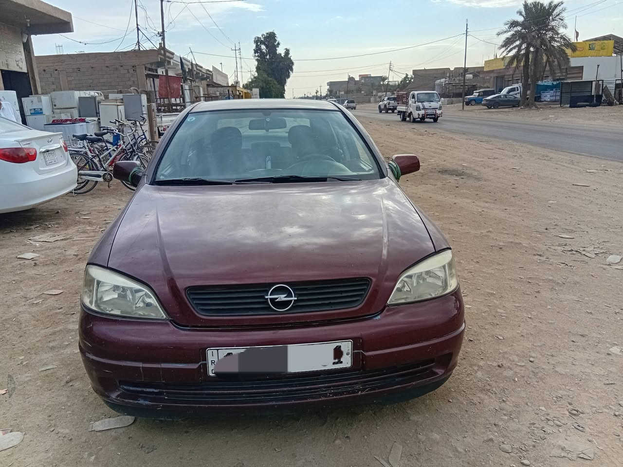 السلام عليكم للبيع اوبل استرا كير ومكينه مكفولات تبريد ثلج 
كهربائيات ابلاد السيارة لا صبغ ولا ضربه ولا خياس فقط جراد بسيط تحويل ثاني يوم السنويه 2030 السعر 48 الأتصال على 
الرقم ***********
