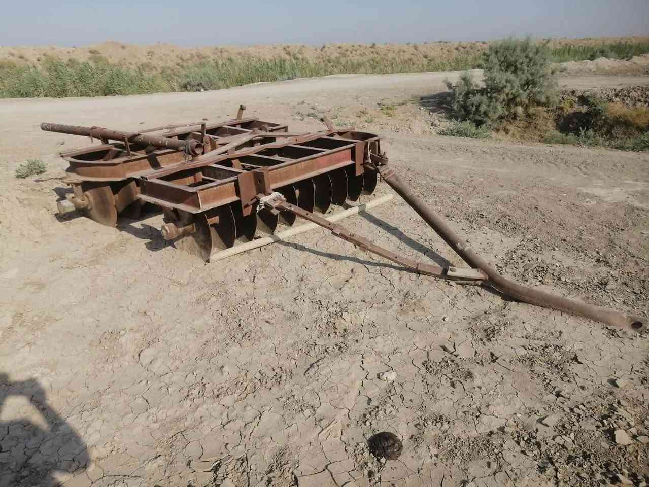 السلام عليكم
دسك للبيع 20 صاج ابو الفيل 

السعر 2250  مليونين وربع 
الكوت الاحرار المزاك 

الاستفسار ***********
