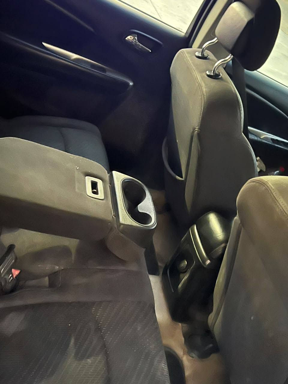 جورني 2012 sxt v6 3600 للبيع او مراوس بكوري السعر 90 وبيها مجال كير مكينه حداديه تبريد ثلج بصمه شاشة تخم تاير جواهة ترايك وين متريد رقم بصرة انكليزي بأسمي ثاني يوم تحويل مصفرة غرامات السياره جاهزة ع اخر حبايه بيها قطع صبغ ابيعك حزام
العنوان سماوة 
***********
