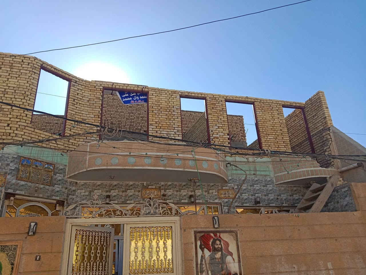سلام عليكم خلفه بناء متفرغ شغل درجه اولى طابوك بلوك ثرمستون مكاني بلناصريه مركز ***********
