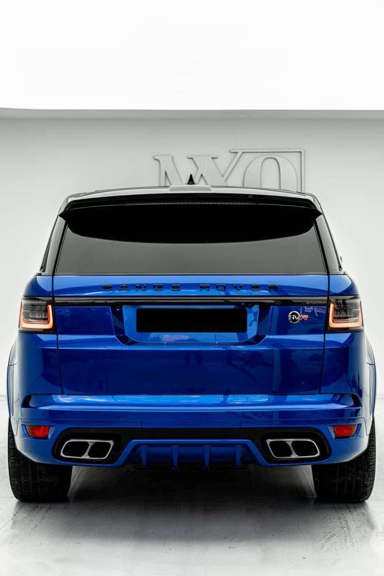 للبيع: Land Rover Range Rover Sport SVR
 سنة الصنع: 2018

 المحرك: 5.0L V8 Supercharged (575 حصان)
 المسافة المقطوعة: [40,000] ميل

 الحالة: ممتازة جداً، صيانة دورية منتظمة، جاهزة للاستخدام فوراً دون أي مصاريف إضافية.

أبرز المواصفات:
 مقاعد رياضية أصلية (SVR Performance Seats) جلد فاخر.

 لمسات كربون فايبر داخلية وخارجية.
 نظام عادم (إكزوزت) رياضي للـ SVR مع التحكم بالنغمات.

 شاشات دبل لمس، نظام قيادة متعدد الطرقات، وسقف بانورامي.

 نظام صوتي متطور (Meridian Sound System).
 كاميرات 360 درجة، حساسية كاملة، ونظام المساعدة على الطريق.

تفاصيل البيع:
 السعر: [42,500$]  (قابل للتفاوض البسيط بعد المعاينة).
 المكان: [معارض دهوك]

للطلب أو الاستفسار، يرجى التواصل عبر الخاص أو واتساب على الرقم: [***********] دهوك, العراق
