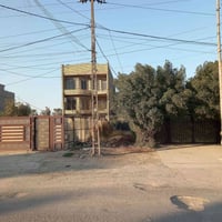 ١٠٠م • واجهة ٥م • امام الملعب الخماسي