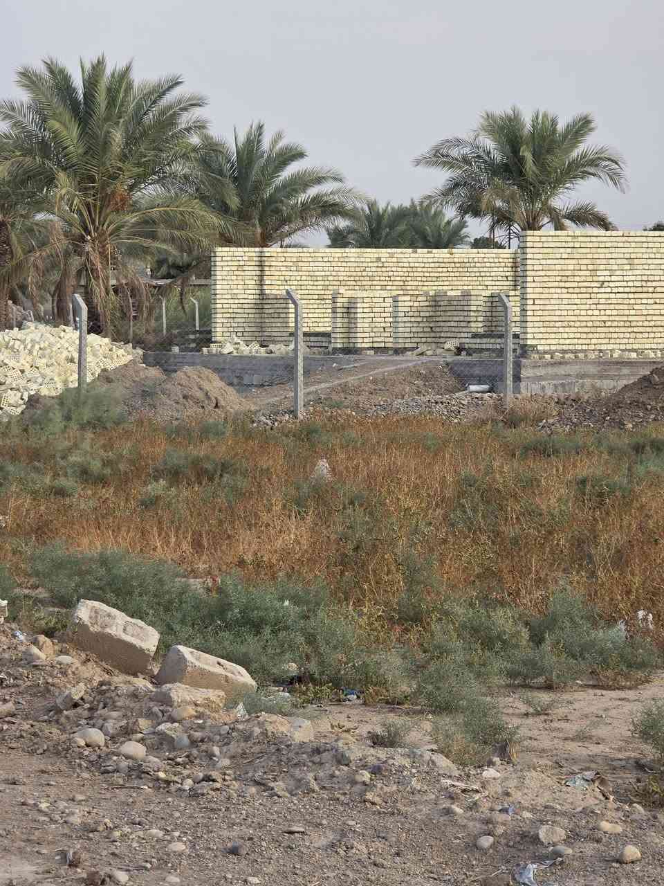 اراضي زراعيه • دونم ودونمين • ماء وكهرباء