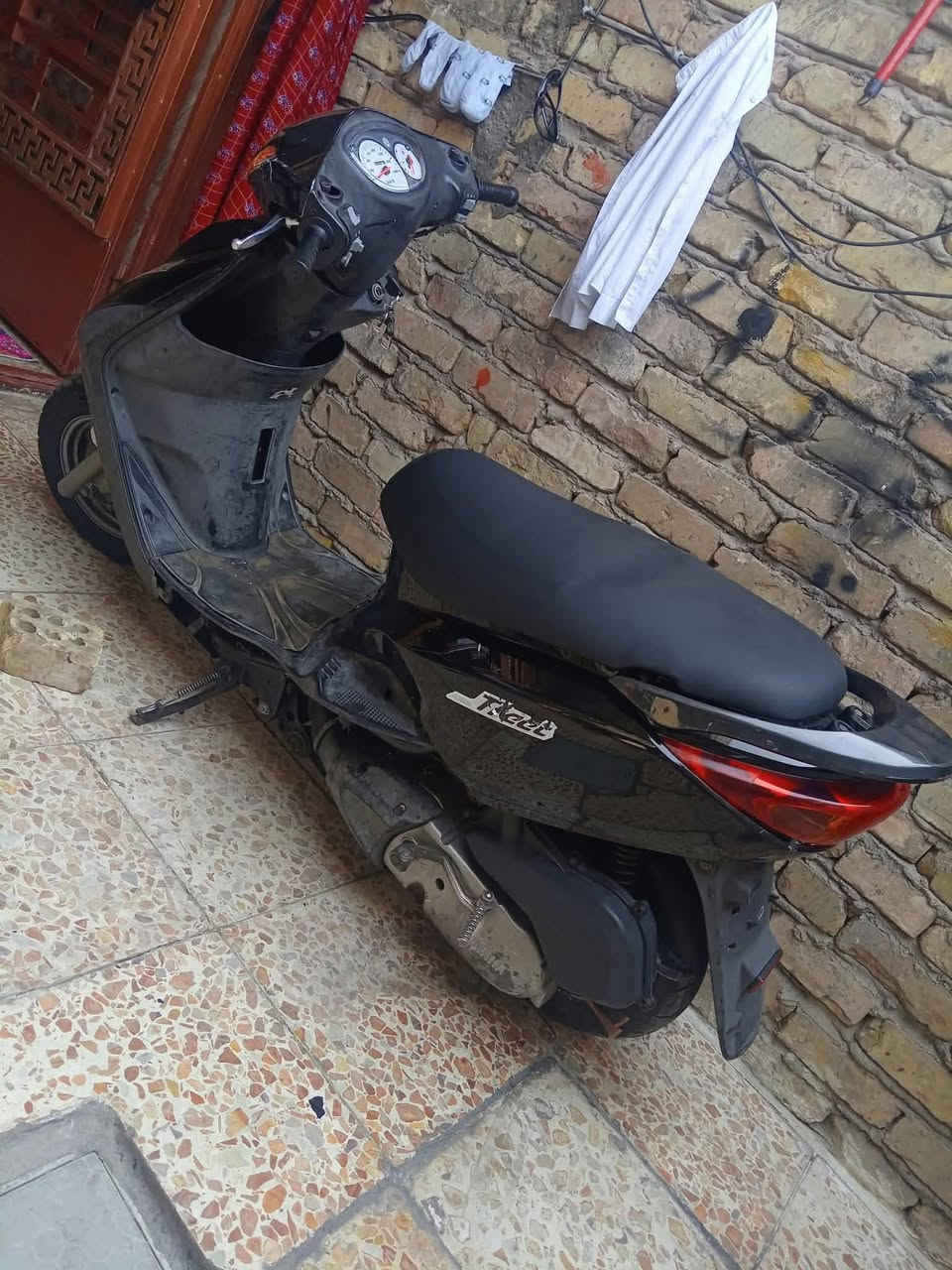 بريز اكزز • نضيفه • مستعجل