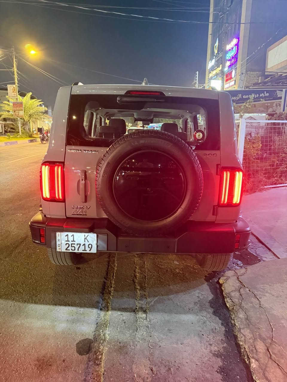 سلام عليكم تانك ٣٠٠ موديل ٢٠٢٦ السياره فول مواصفات ماخذها زيرو وماشيه 3000 بعدها بحاله الوكاله محرك ٢٠٠٠HEV مكان السياره البنوك سعرها 325ورقه بي مجال قليلل رقم  *********** بغداد, العراق
