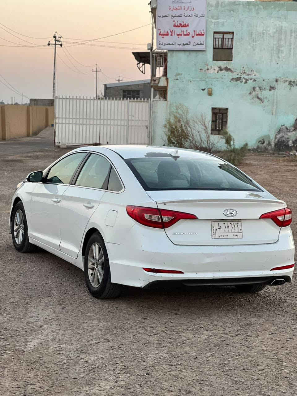 السلام عليكم سياره سوناتا للبيع بسمي
السياره بيه حزام صبق الجماليه بيه حادث مثل ماواظح بصوره  نفس المكان الحادث الي بأمريكا صار حادث بي التبريد بس بربرنات مال كبريسر سياره بيه تكشير لئن صبق صدفي وراد امريكي السياره مكاني كربلاء  السعر ٩٠ بيع مستعجل بيه مجال رقم موبايل ***********

