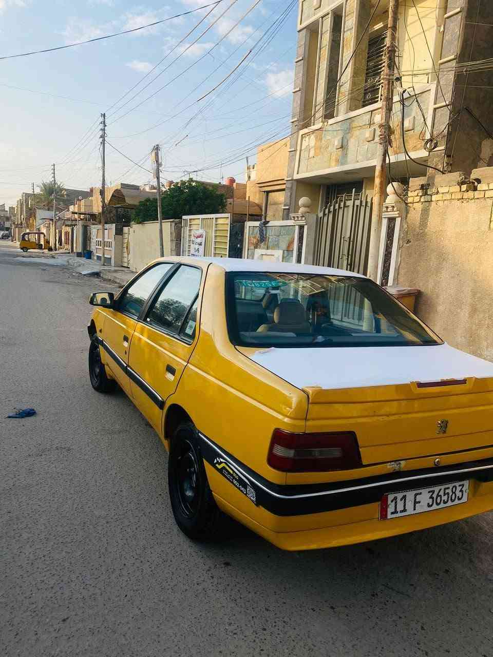 مكلفف بل نشر مكلفف 
بيجو لميس موديل ١٥ سياره حلوه نضيفه بيضه ضربه جاملغ اليسر مثل ما موضح بالصورة السعر ٣٥ وبيه مجال رقم الهاتف ***********
مكلففف بل نشر مكلفف
