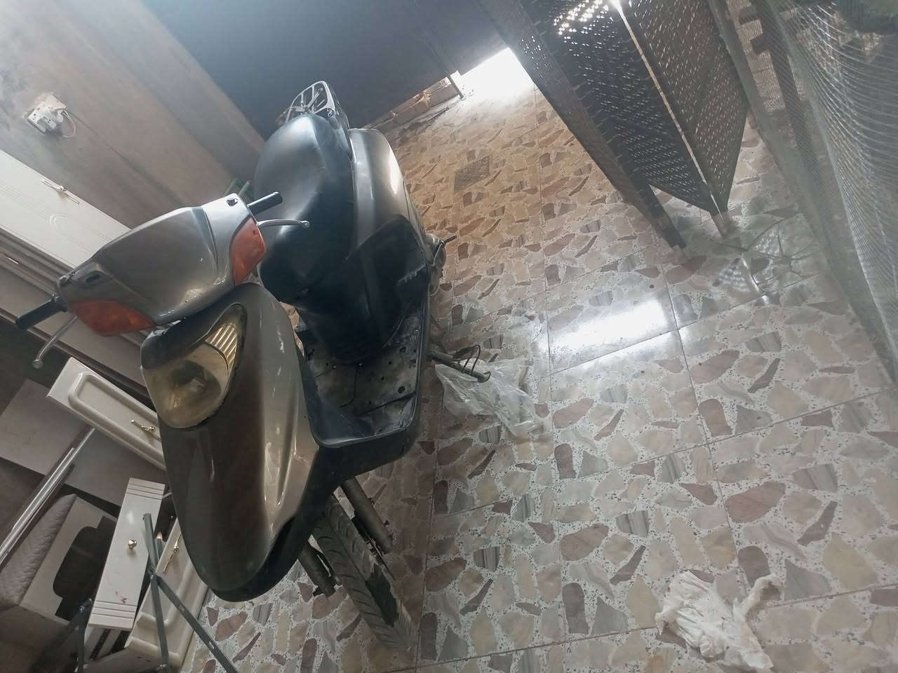 للبيع 
سبيسي ماليزي 
شغالة سلف هندر كهربائيات 

السعر 275
الشراي يتصل ***********
مكلف بالنشر
