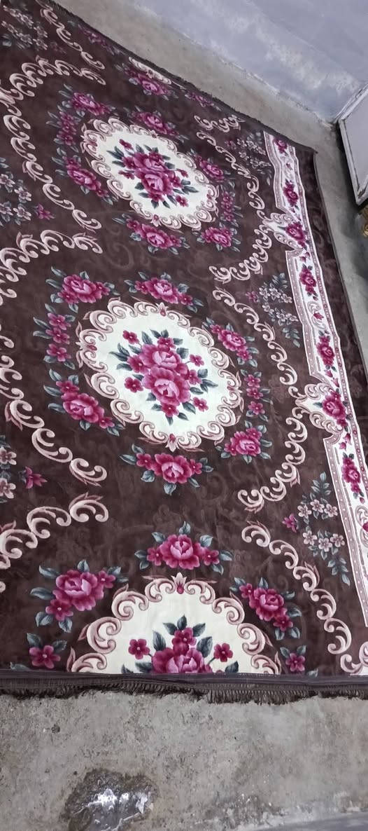 السلام عليكم عندي الفرشه للبيع سعر 35 بيا مجال مكاني بيرمدي الشرقيه هذا رقم الواتساب***********
