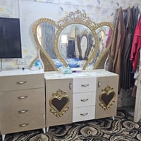 غرفه للبيع تركي اخت الجديد ٤٠٠ وبيها مجال 07773273229
