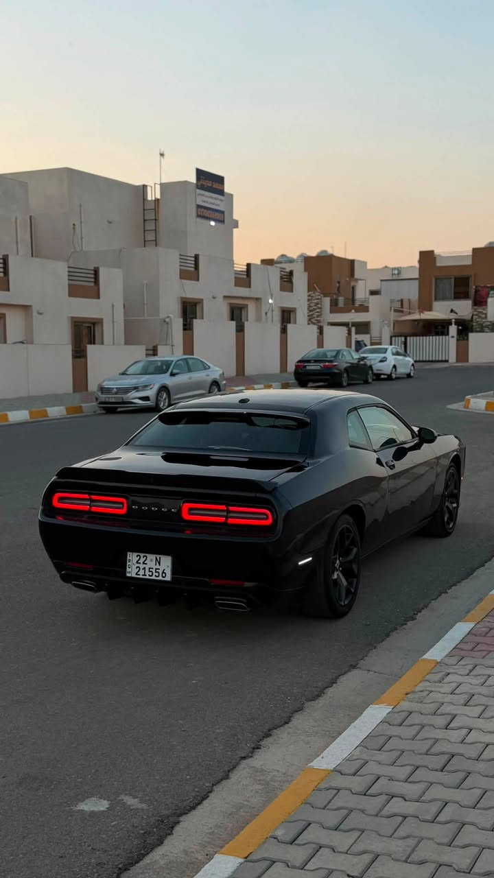 Dooug Gallinger Last Call2023 
النداء الاخير 
عداد المشي 98 كم 
مواصفات السيارة sxt 

تخم تايرات جديد 
صدر وحدادية جديد 
كير محرك شاصي ايرباكات بشرط كله 
ويل 20 
سنوية ورقم جديدة تنتهي 2030 
السيارة كاعده وحيل حلوة متصرف عليها ربع حتى دفتر خروجية بيها

تفاصيل وسعر واتساب او اتصال 
***********
