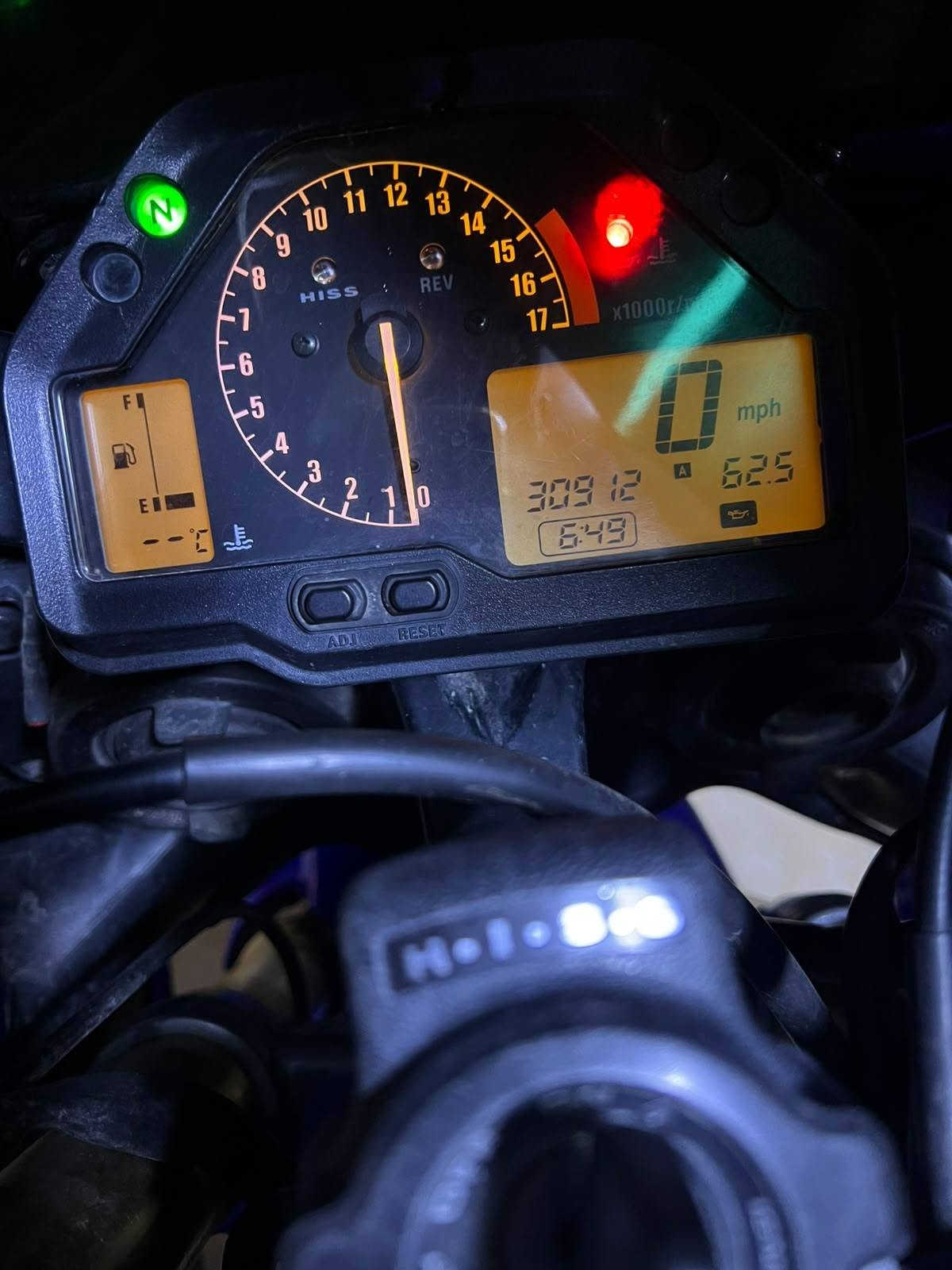 RR600 • موديل 8 • اوراق بيهة