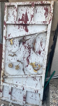 باب حديد ثگيله قياس 93*205  بدون جرجوبه سعرها 45 الف ومكاني  بغداد /ال...