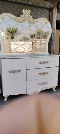 غرف نوم • ديكور • للبيع