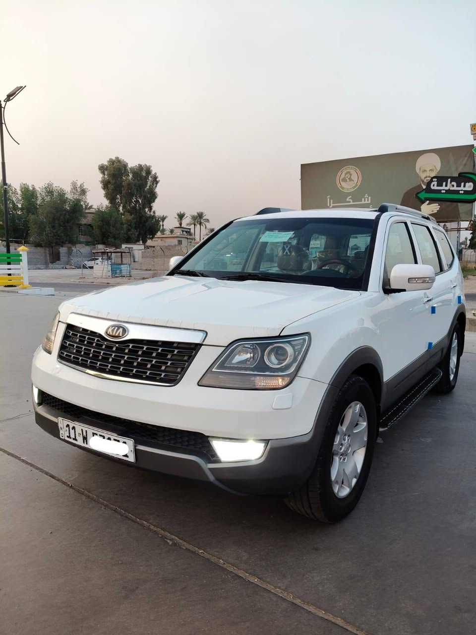 #مهافي موديل 2015 خليجية مكفولة كفالة عامة عدة شبر صبغ هلال جاملغ خلفي والباقي مكفولة فول 1/1 مكينة 6 سلندر 7 راكب 3قطع تبريد تحكمات جيهتين حاكية حساس خلفي شاشة كامرة كشنات جلد وكهرباء وهيترات و تبريد و خزن ميموري مري قلاب ومري شفط واشاير بلمري فور ويل بصمة تشغيل وبصمت ابواب يدات نيكل فتحة سلايت ثلاجة جنطة شفط بكلايت لد ويل ١٨ داخل صاج وبيهة مواصفات اكثر مكينة وكير خير من الله صدر امامي وخلفي جدد تبريد ثلج تخم تايرات جدد كهربائيات كلهة شغالة سياره جاهزه من كل شي اي نقص مابيهة #سعر157 وبيهة مجال للشراي #للستفسار*********** عنوان بغداد العبيدي
