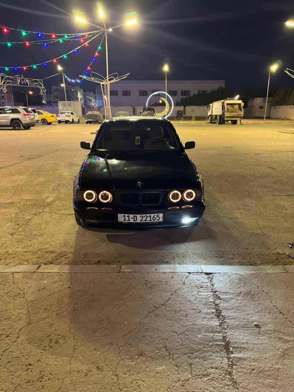السلام عليكم
BMW للبيع
سياره 520 اصل مديل 90 رقم بغداد نكليزي سنويه 27 مداور ثاني يوم  سياره جاهزه محرك مسكر جديد فان كهرباء سياره علا وضع لبلاد كت كامل m ويل خليه BBS
حداده جديده توني شاده الاماميه ول خلفيه  غرفه جلد كهرباء كله شغاله سياره بدون حادث بيه صبغ حزام جماليه فقط سياره ما نقصه شي سعر 63 وبيه مجال حك جيه مكاني ناصريه مركز رقم ***********
