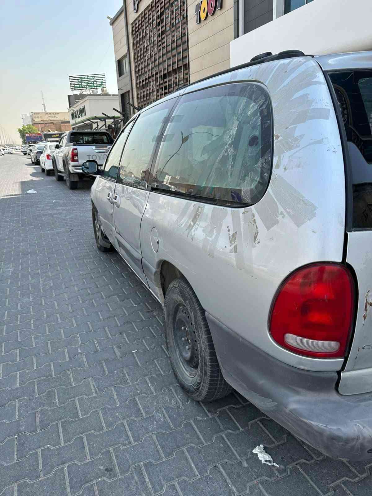 كرايسلر ٧ راكب • ٢٠٠٠ • رقم نجف