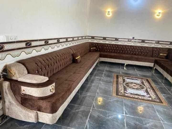 السلام عليكم اليوم وصلتنه وجبه جديده من الدواوين شغل خير من الله بلاويد اسود سفنج مظغوط  الظهر معاكس السعر  320 وبي مجال للا ستفسار والتواصل *********** واتساب العنوان كاطون الرازي شارع ابو رباح في معرض ومزاد وعد
