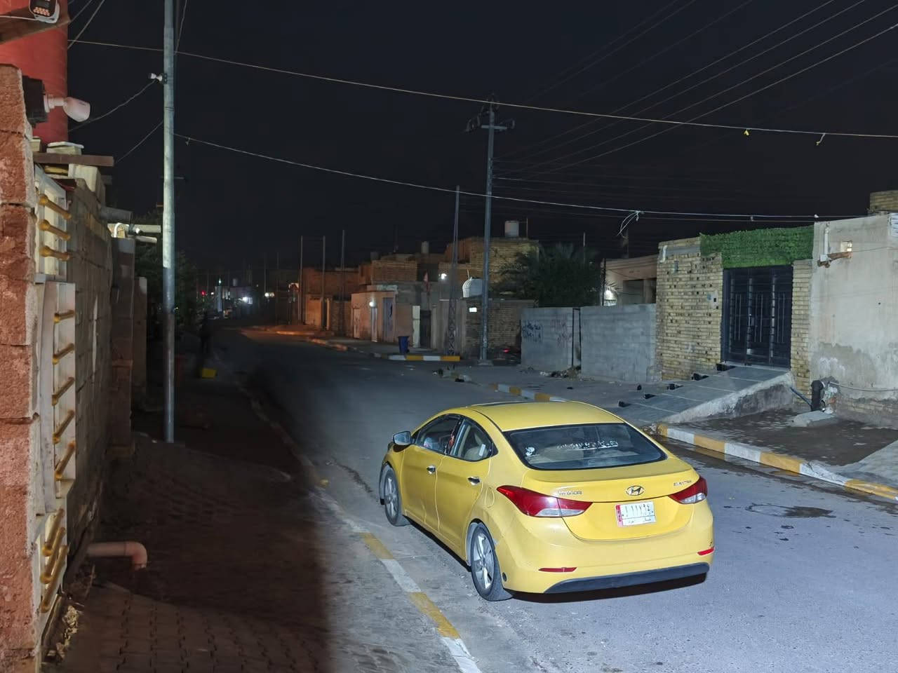 بيت للبيع العماره ميسان دوانم حي السلام  عقد 25،قرب بانزين خان بيت مخيلف مقابل عارضه المجمع السكني،، 
بناء حديث مساحه 200م بناء حديث قريب للشارع يحتوي على محل كبير، تغليف الواح مع ارضيه بور سالين تفاصيل اكثر تصال واتساب اوسيم كارت ***********او ***********
السعر 115بيه مجال
