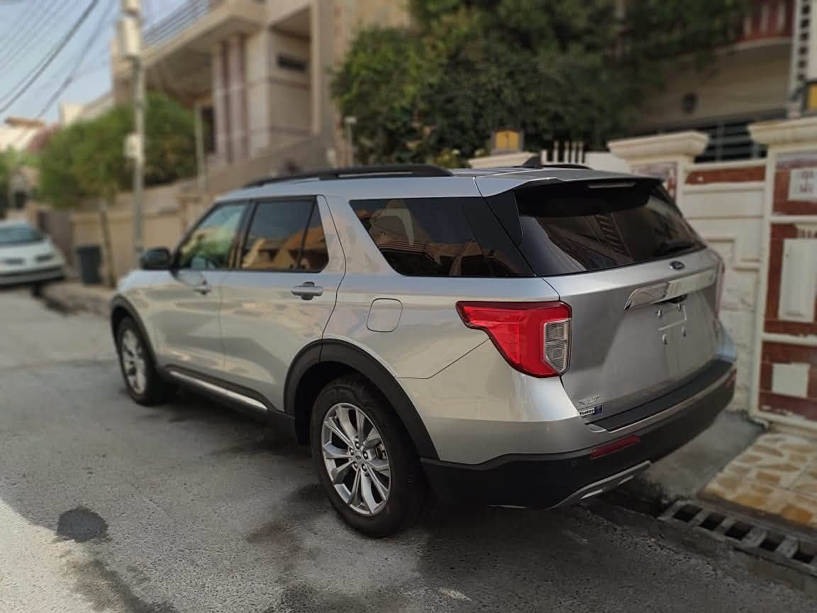XLT 2023 فورد اكسبلور
ماشي 31 الف ميل 
مواصفات فول عدا بانوراما وفور ويل 
ويل ٢٠ 
مواصفات سبيشال 
تعديل بارد فقط جاملغ السكن الامامي 
بدون صبغ بدون ارباك حتى بردة وكشن ماطاك 
بدون دواخل
للتواصل ***********
