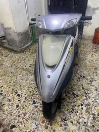 دراجه بريز للبيع دراجه صار ٦ اشهر نازله رنبه كلها بلادي محرك كابريتر س...