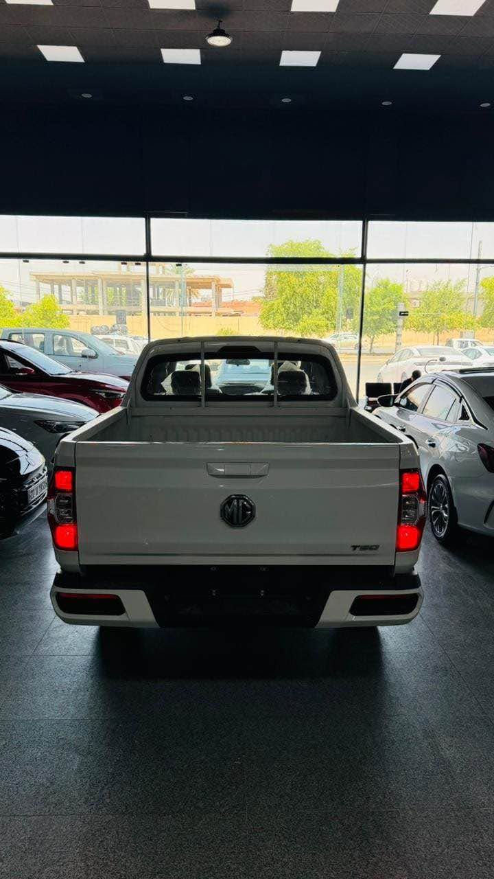 ئێم جی پیکەب MG T60 2025
٣ ساڵ زەمان دەبڵ أكسل. صفر كم
مواصفات گێڕ عادی.ويل كەپ.شاشه.
بلاجکتۆر. گێر و مەکینە قەزافی 2.4   
سعر ☎️   موبایل ***********
مکان   اربیل معرض توب كارس ١٠٠ مەتری أربيل, العراق
