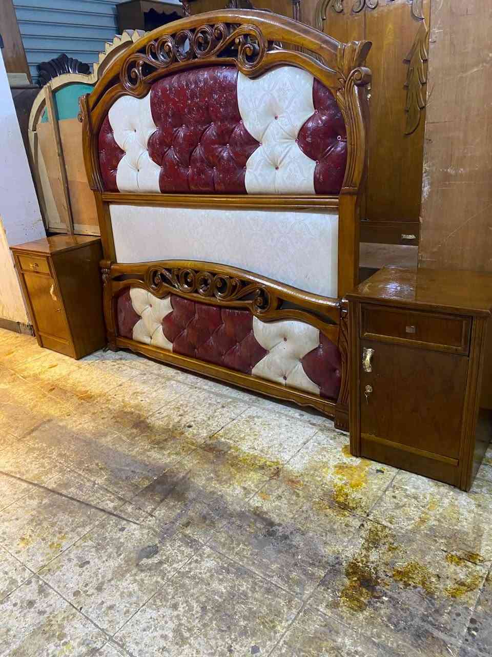 غرفه 6 باب ملحق صاج داخل وخارج ضهر جرجوبه شغل درجه اولى مستعمل موديل نقش زان مصرى سلايت بغداد الأمين الثانية ***********
