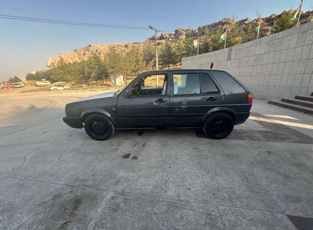 Golf 1989
سەیارەکە جائیز و جوانە ماڵی دۆستە هەیکەلی جوانە مەکینەی تۆزێ سەرفی هەیە گێڕی بەشەرت تایەی نوێیە بۆ زانیاری زیاتر پەیوەندی بەم ژمارەیەوە بکەن *********** رانية, السليمانية
