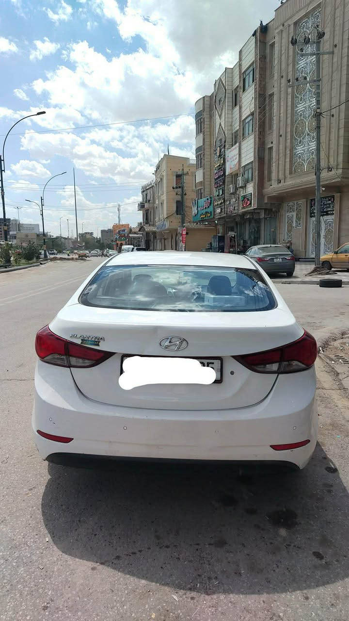 السلام عليكم
النترا بأسمي خليجي 2016 رقم بغداد.

سنويه باسمي ما صاقطه مكينه 2000دوش  تبريد ثلج تخم تاير صدر جديد 

مواصفات فول  عدا البصمه منضومة غاز بيها

السياره مكينه تبخر وبيها ٣ قطع بدون دواخل مصلحهن نفسهن

السعر ٩٥ وبيها مجال قليل الشراي يتصل

رقم تلفون

***********
