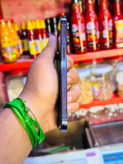 ايفون 14برو ماكس الون البنفسجي الذاكره 256البطاريه 83 مامفتوح الجهاز الملحقات بس كارتون مالته الصلي مامفتوح السعر انته من يمك السعر إذا عجبني تاخذه وتاخذ عيوني هم هاذ رقمي واتساب ***********
