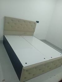 طقم غرفه • ميز تواليت • ميز تلفزيون