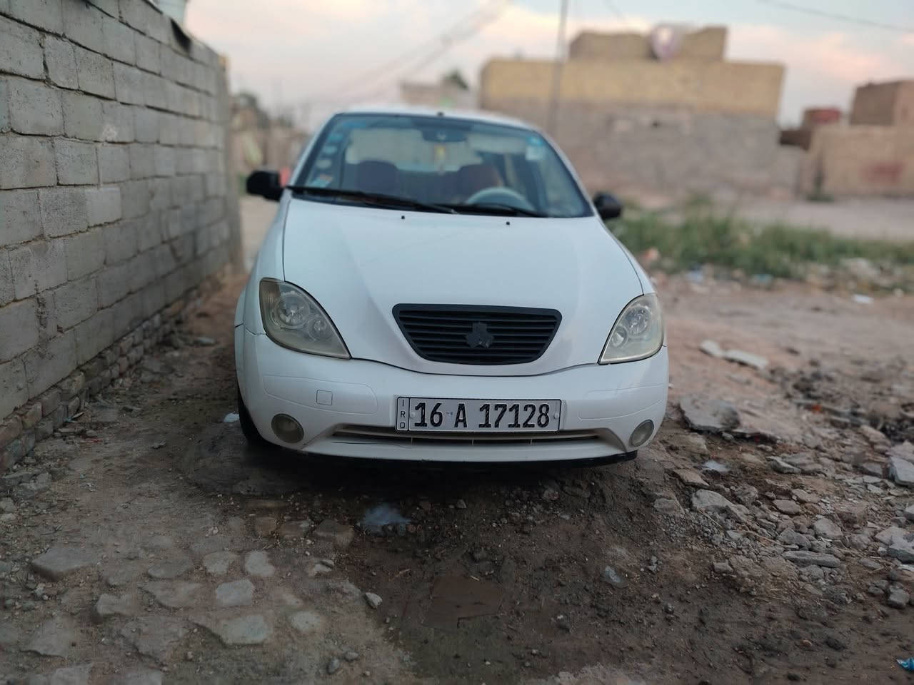 سياره طيبه موديل 13 رقم انكليزي بإسمي تحويل ثاني يوم كير ومكينه خير من الله تبريد ثلج جدادية جديده سياره مكفوله من كلشي ما تخسر عليها شي مكانها ديوانية ال حمد سعرها 45 وبيها  مجال شراي اتصل وبيك خير وتدلل 
***********

