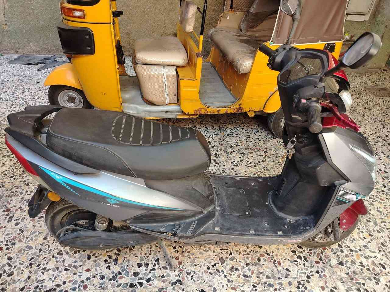 سلام عليكم دراجه شحن 6 بطاريات نضيفه شاحنه نضيفه كهربايات كلها شغال لايت عالي ناصي اشاير شغاله سعر 550 بيه مجال مكان شعب ***********
