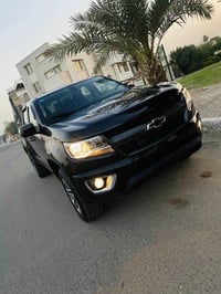 🫡‏  السلام عليكم للبيع  🛻شوفرليت كولورادو 2022. Z71 اربع بيبان 🔢رقم بغ...