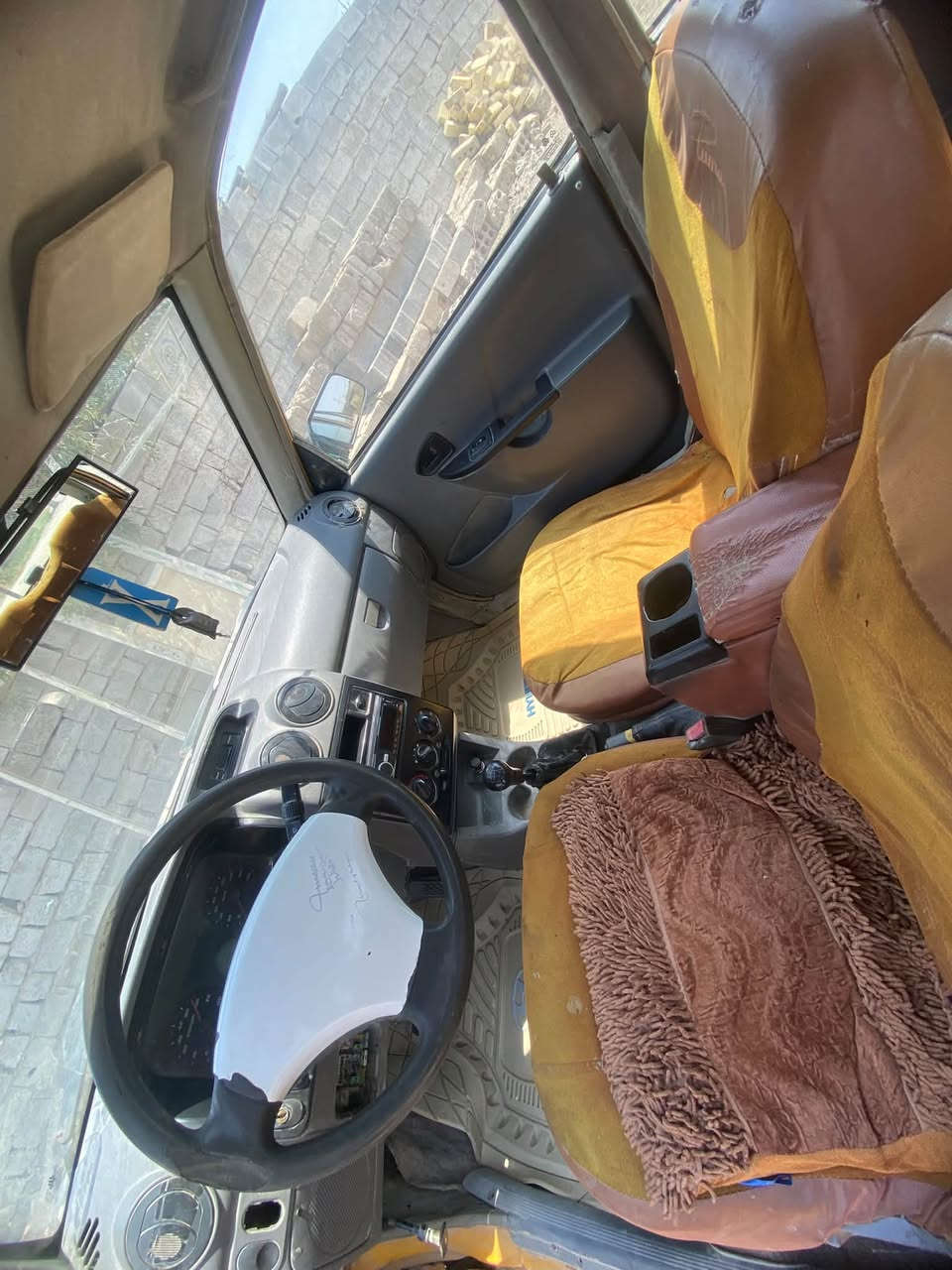 سلام عليكم
سايبة موديل ١٢  للبيع 
مكينه تنقص 
گير مكفول 
السعر ٢٠  مكاني قضاء عفك 
***********
