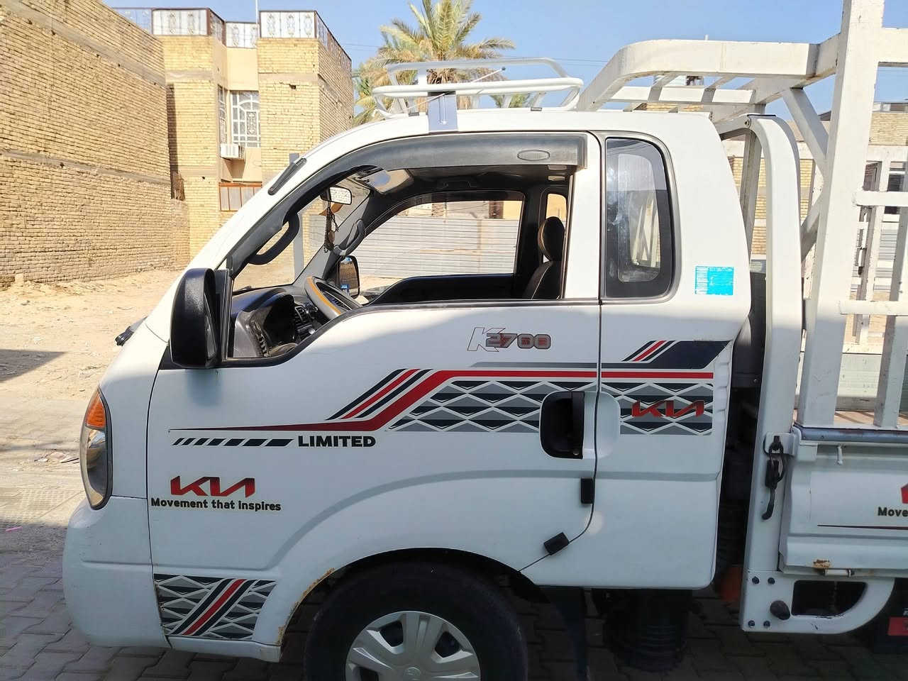 كية حمل 2700 موديل 2013 بغداد باسمي رقم انكليزي كل نقص مابيها ماعدا التبريد مكانها بغداد سعر دفتر رقم الاستفسار ***********
