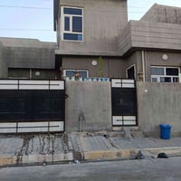 دار بالتقسيط • ١٠٠م • مقاطعة ٧٧