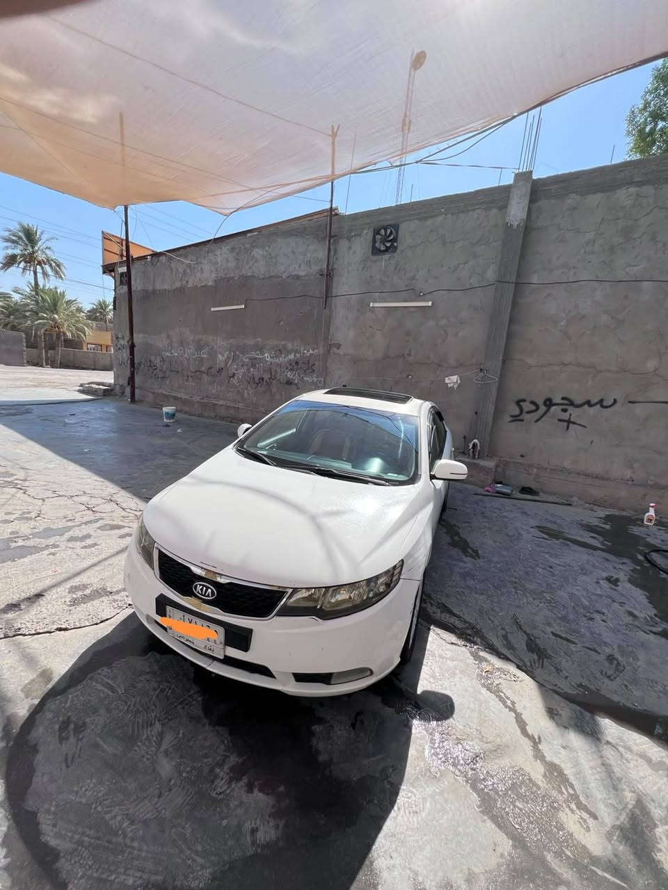 السلام عليكم سياره سيراتو للبيع موديل 2012 خليجي فول مواصفات عده البصمه  فتحه اشاير بل مري حساسات خلفيه باقي المواصفات معروفه رقم السياره بغداد  مكينه 1600 مكينه وكير كفاله تبريد ثلج السياره بيها الدواير مال الجاملغات الخلفيه فقط او بارد بل جاملغ الامامي فقط باقي السياره كفاله عامه السياره حلوه او جديده بالعافيه عل الي ياخذه مكاني بابل محاويل ناحية الامام السعر 95 وبيها مجال رقم ***********

