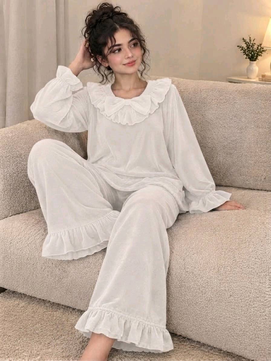 بجامة قديفة جلد الارنب ناعة وتخبل
سعر 15 الف فقط
قياسات L. XL. 2XL
متوفر جملة ومفرد 
توصيل 5 الاف لكل المحافظات