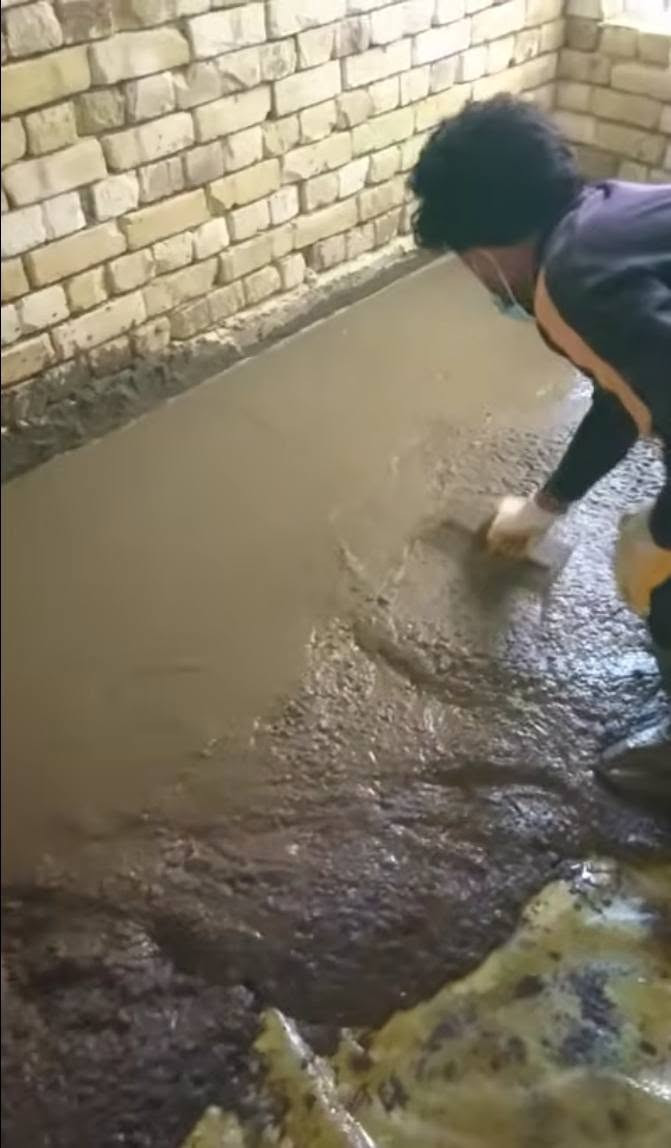 السلام عليكم اذا واحد محتاج صبه ارضيه او صبغ شبابيك واي شيء عمال يحتاج يتصل على هذا الرقم ***********
