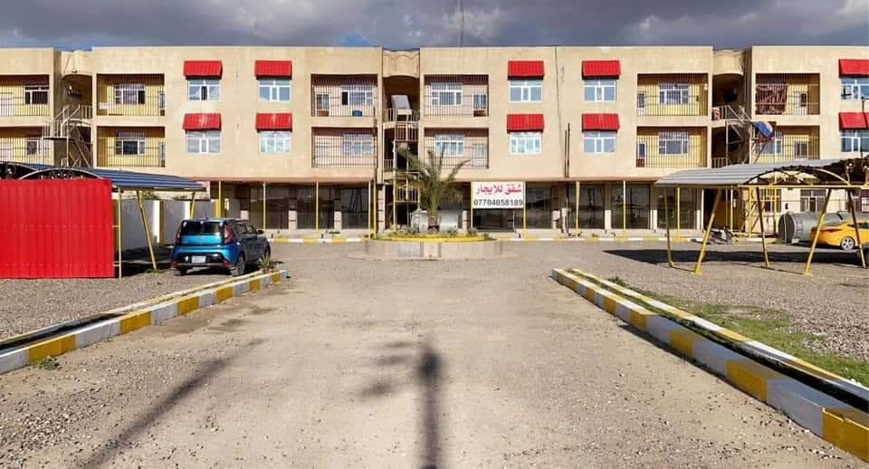 السلام عليكم ورحمة الله وبركاته
شقة طابق ثاني
القادسية مقابل سيطرة العقرب
السعر 24 مليون قابل للتفاوض
مراسلة ع الوتساب ***********
