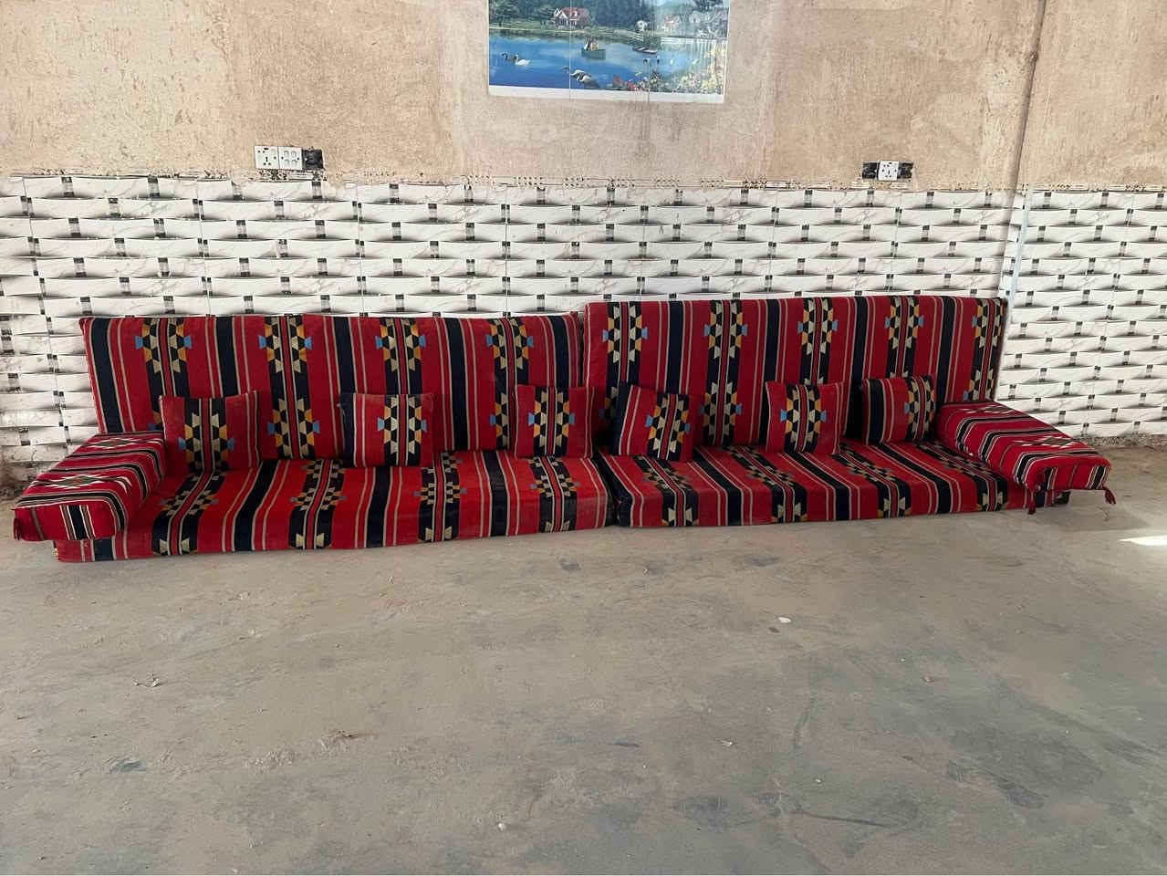 1.كنتور ثلاث ابواب صاج داخل وخارج
2.مرجوحة 
3.جرابي نفر 
4.جربايه حديد تركي
5.طباخات مصريه عدد2
6.تخم عشر مقاعد 
7.كاونتر اربع قطع
8. باب بي بي سي
9.جلسه عربيه للبيع
المكان بابل قضاء المحاويل مقابل معسكر المحاويل البوابة الشمالية بتجاه بغداد 
يوجد لدينا خدمة توصيل 
للاستفسار الاتصال على الرقم التالي ***********
 او التواصل على الواتساب برقم الاسيا حلة, بابل
