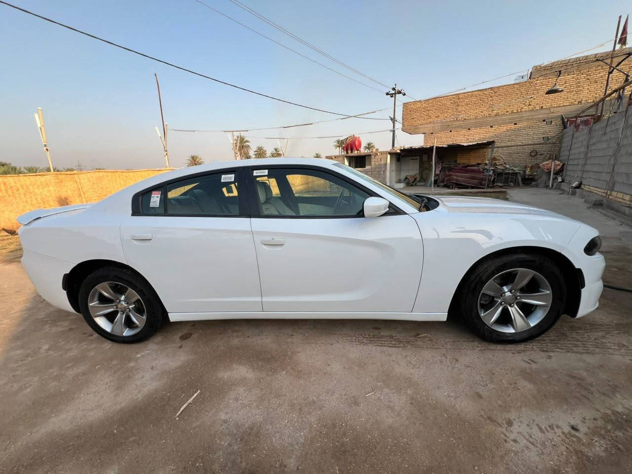 جارجر SXT 2015 وارد كندي كلين
تحكمات / شاشة كبيرة / 8 نمر / كير طيارة / حدادية / فتحة سقف /  جيدة / سيارة جاهزه وكامله 

العنوان / كربلاء / طويريج 

عارضها 185 وبيها مجال 
اربيل دولي 

اتصل وتدلل 

***********
