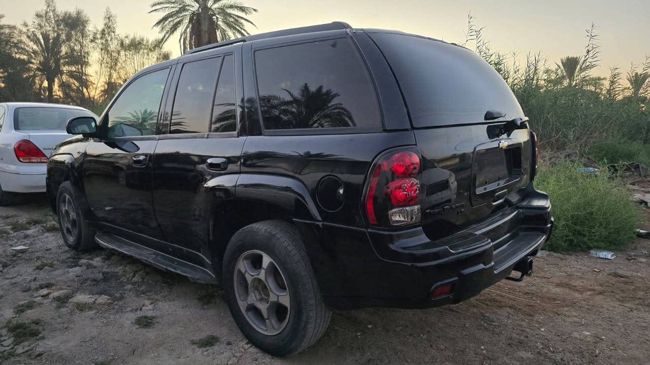 السلام عليكم من رخصة الادمن سياره بلايزر 2008 محرك وكير بلادي قبق ابيض صبغ عام للجماليه السياره جاهزه خير من الله مزاد وزارة الداخليه تترقم بابل والرقم مجاني فقط الرسوم السعر 58 وبيها مجال مكاني بابل المسيب 
للاستفسار الاتصال او متواجد خاص 
***********
