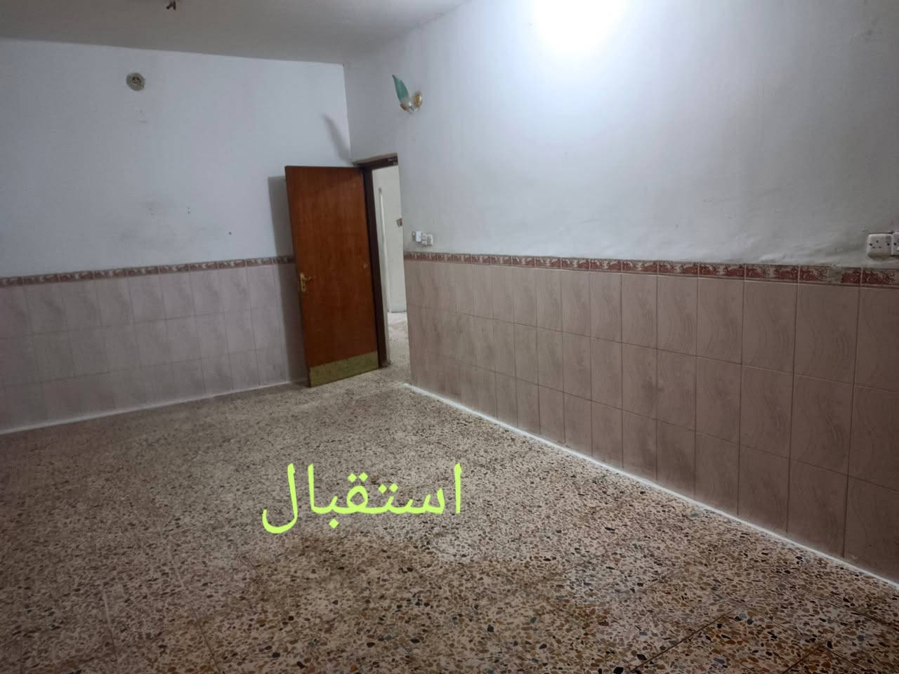 الطشاش • ٢٠٠م • غرفتين